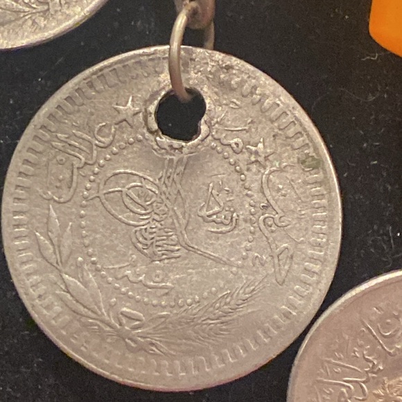 Antique-Vintage Chinese Coin Necklace with Butterscotch And Cherry Copal Amber - Picture 11 of 15